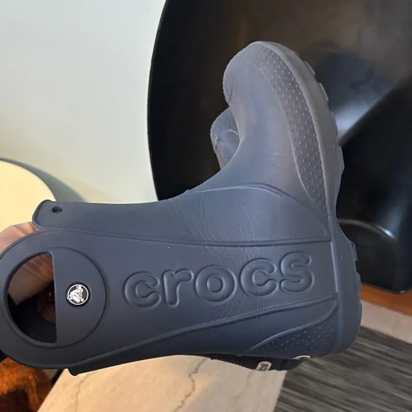 Size 13 CROCS Kids Dark Blue Rain Boots - Picture 4 of 7